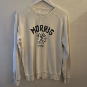 Morris tröja - Riktigt snygg Morris tröja, näst intill ny endast testad. Skick 9/10  Säljes då jag inte använder den, hör av er för fler bilder eller om ni har några frågor osv!!!