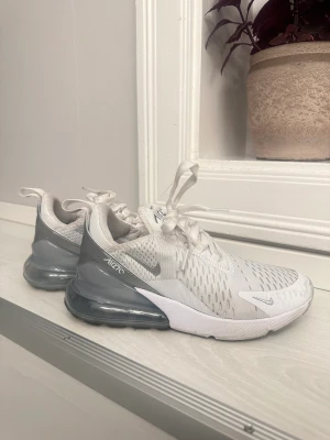 Skor - Nästan aldrig använda 