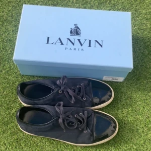 Lanvins skor  - Väldigt bra skick, storlek 45 , box ingår 