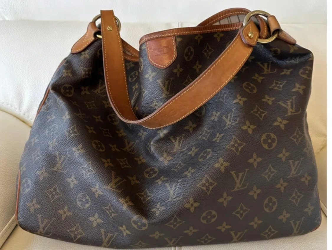 Louis Vuitton delightful monogram PM