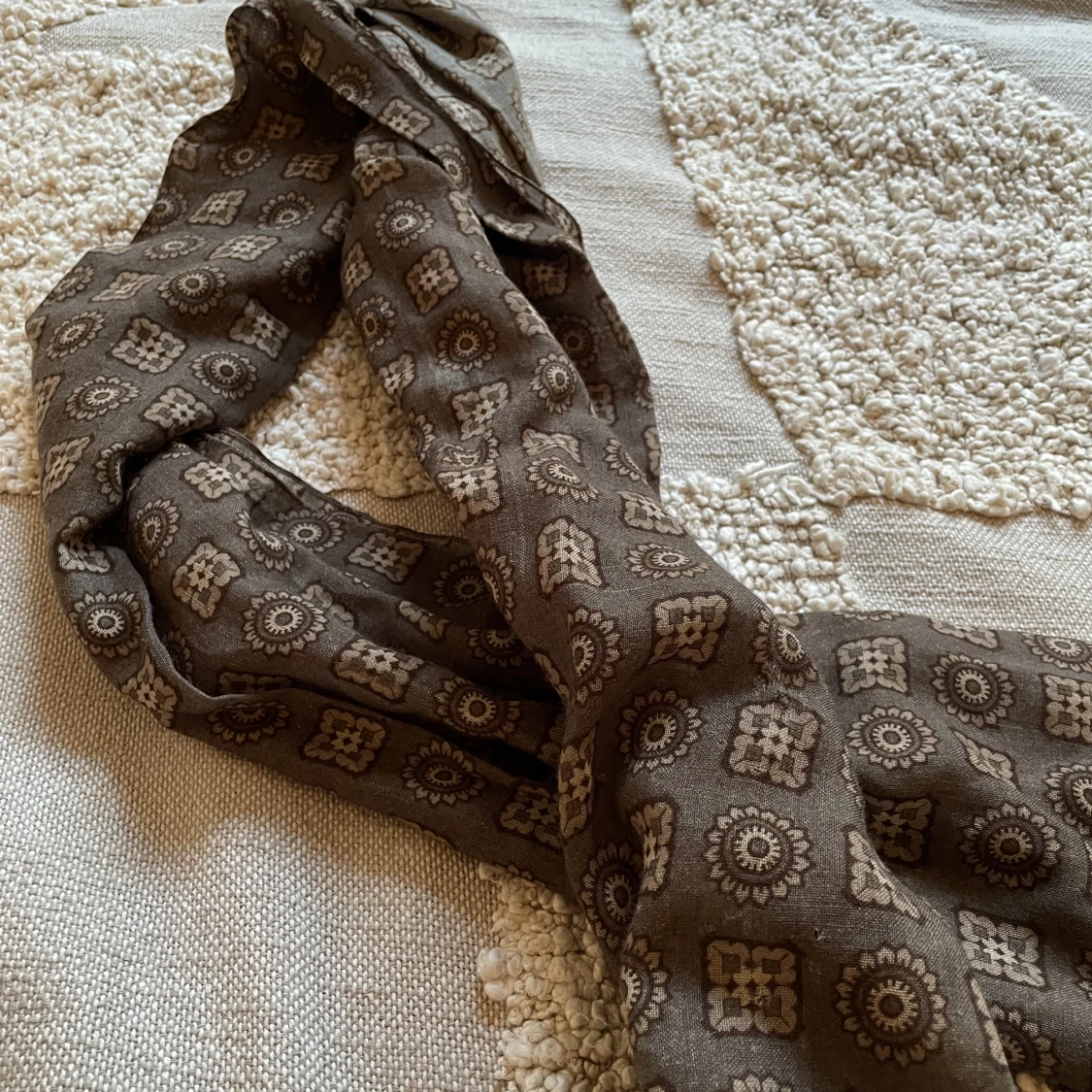 Varoli Scarf