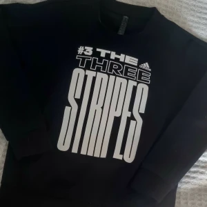 Sweatshirt  - Snygg sweatshirt Adidas 