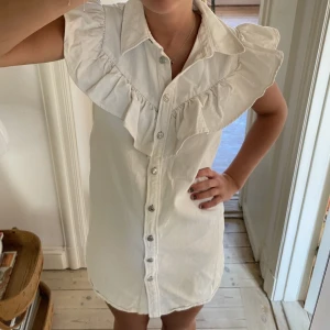 Säljer denna fina klänning❤️‍🔥 - Sååå fin zara klänning, slutsåld ❤️ Storlek M