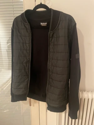 Barbour cardigan - Storlek M Skick som ny Pris kan diskuteras