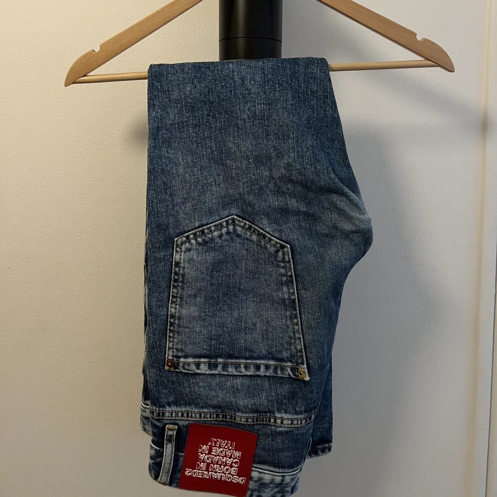 Dsquared2 jeans använda i gott skick Nypris 3700:-. Jeans & Byxor.