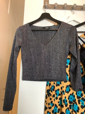 Glittrig topp - Aldrig använd