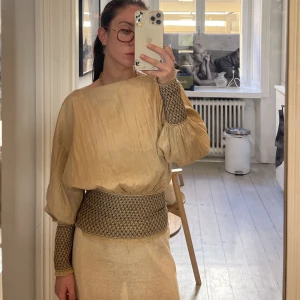 Toteme-blus - Superfin blus från Toteme. Knappt använd.  Nypris 3000kr