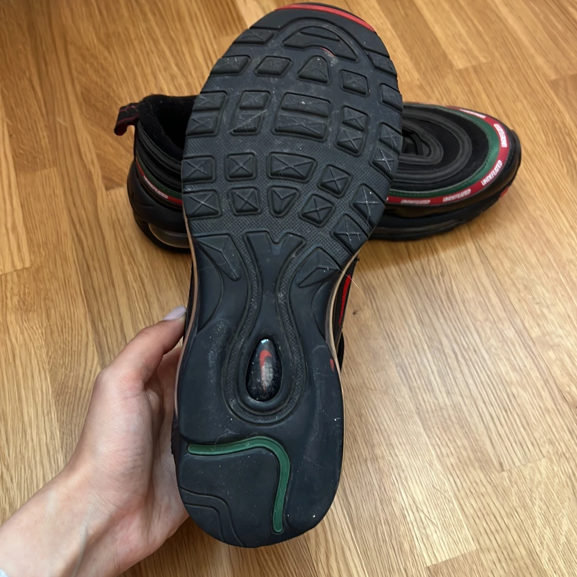 Nike air Max 97 undefeated  - 90