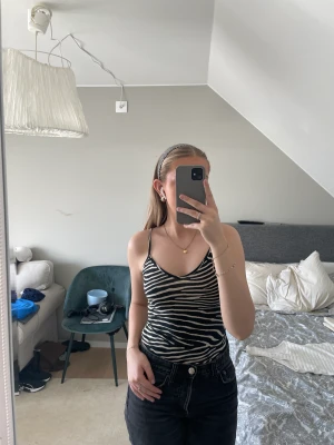 Zebra body - Söt body i zebra mönster 💕 tunt material och skön till sommaren 💕