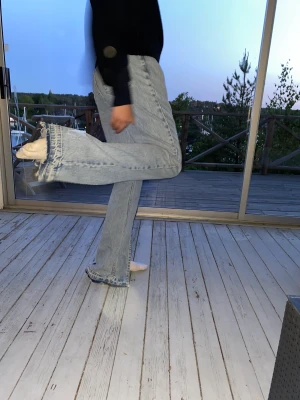 Jeans  - As Coola jenas som jag glömt att skicka tilbacka då de var lite för långa jag är ca 159 de har prislappen kvar och är mycket bra skick ❤️