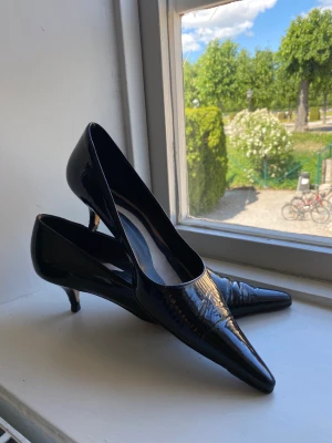 Dolce & Gabbana - Dolce & Gabbana klackar i ett superskick!