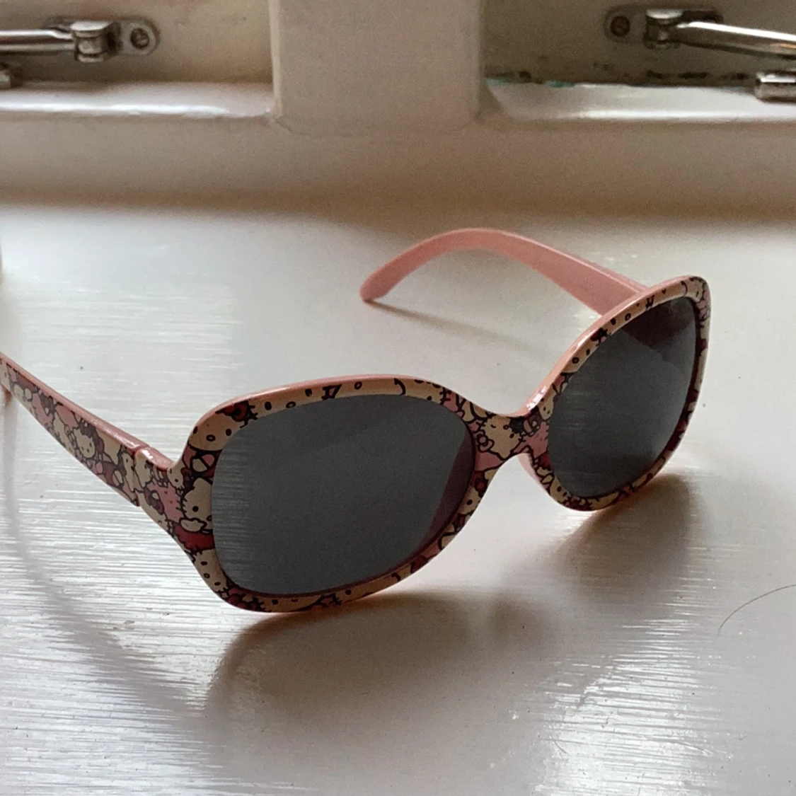 Y2k solglasögon hello Kitty  - 1