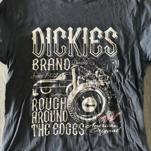 Dickies T-shirt vintage - Dickies T-shirt i vintage stil, storlek L