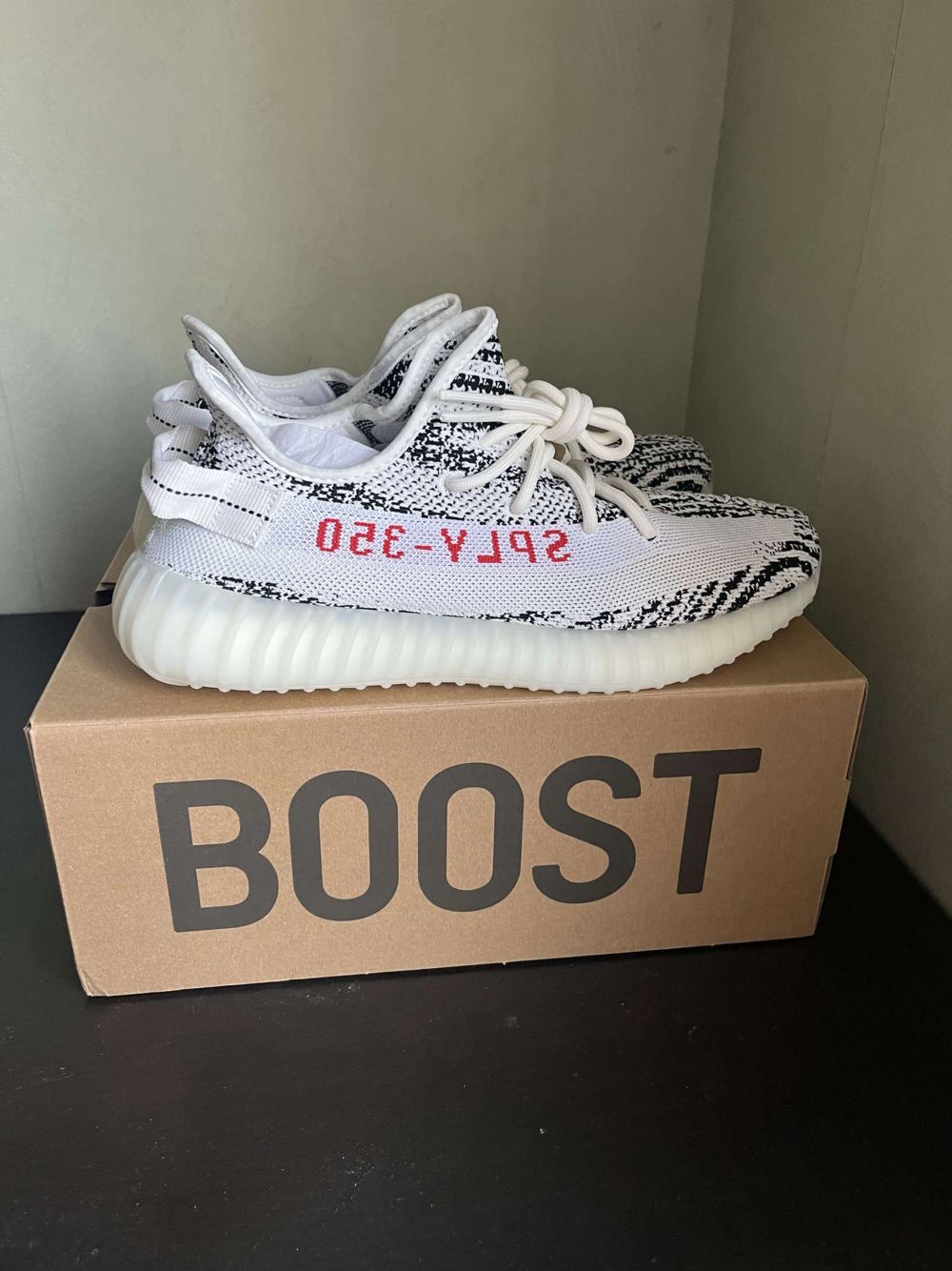 Yeezy zebra pris cheap