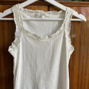 Vitt linne - Linne från Rosebud, strechigt 