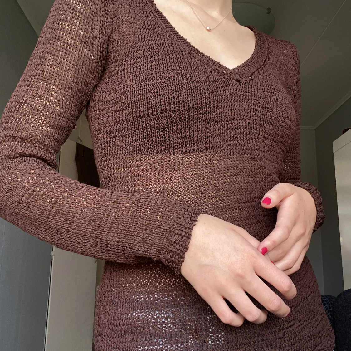Brun stickad tröja