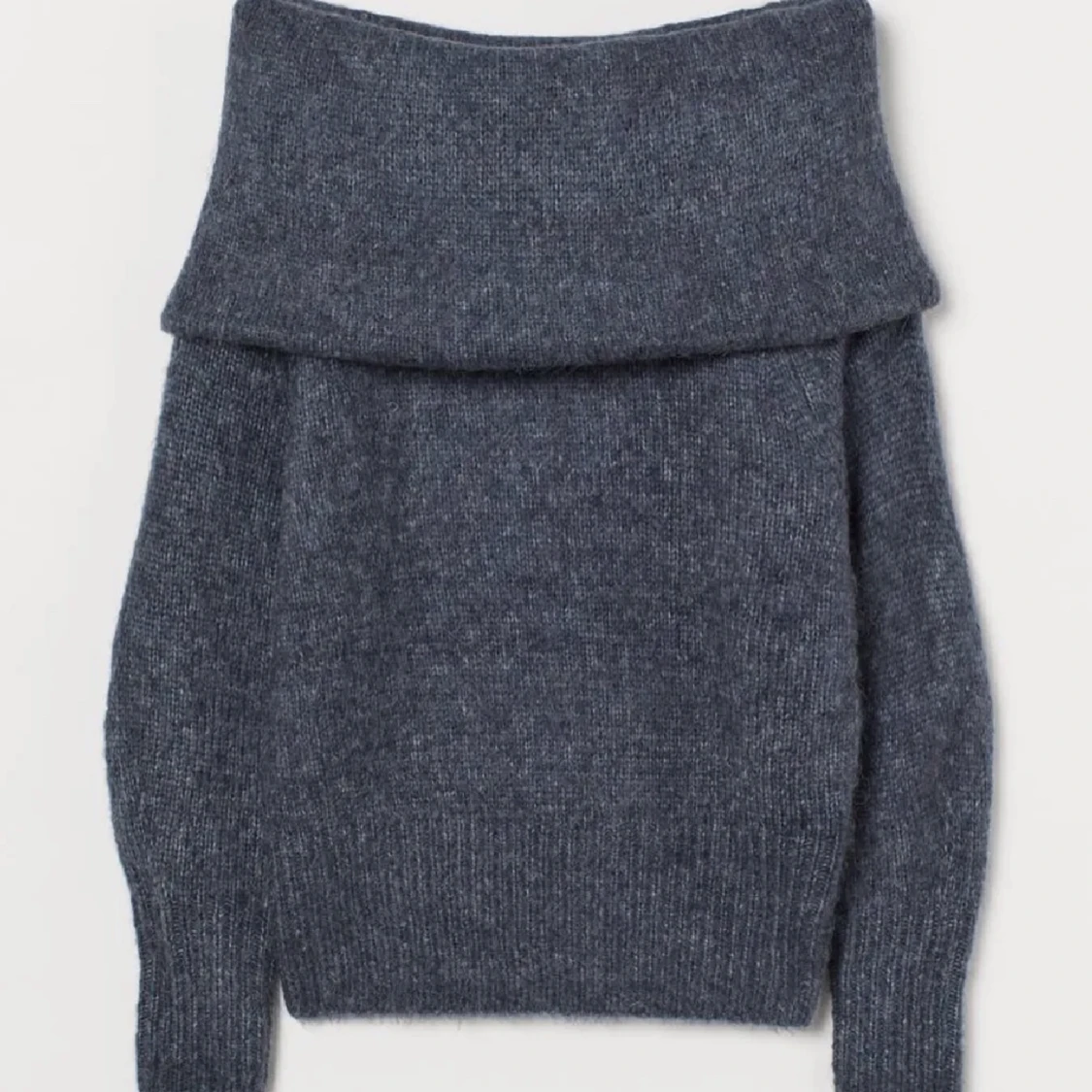 Stickad off shoulder