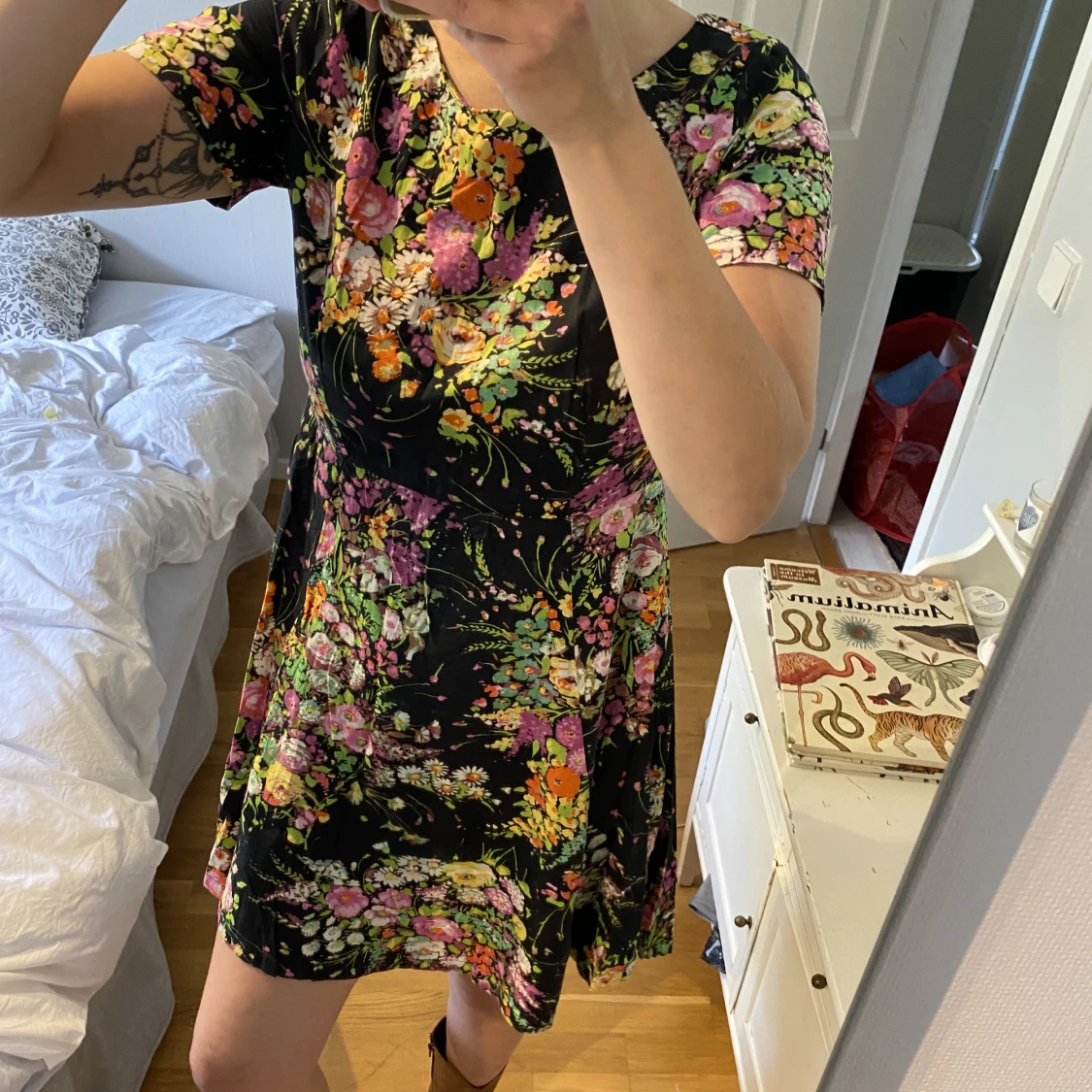 Blommig klänning  - 91