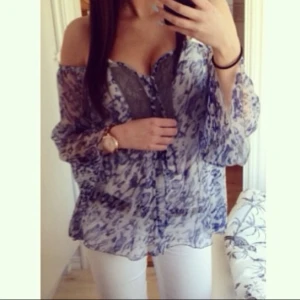 Bohemisk topp - Söt bohemisk topp som inte kommer till användning längre. Storlek S. 