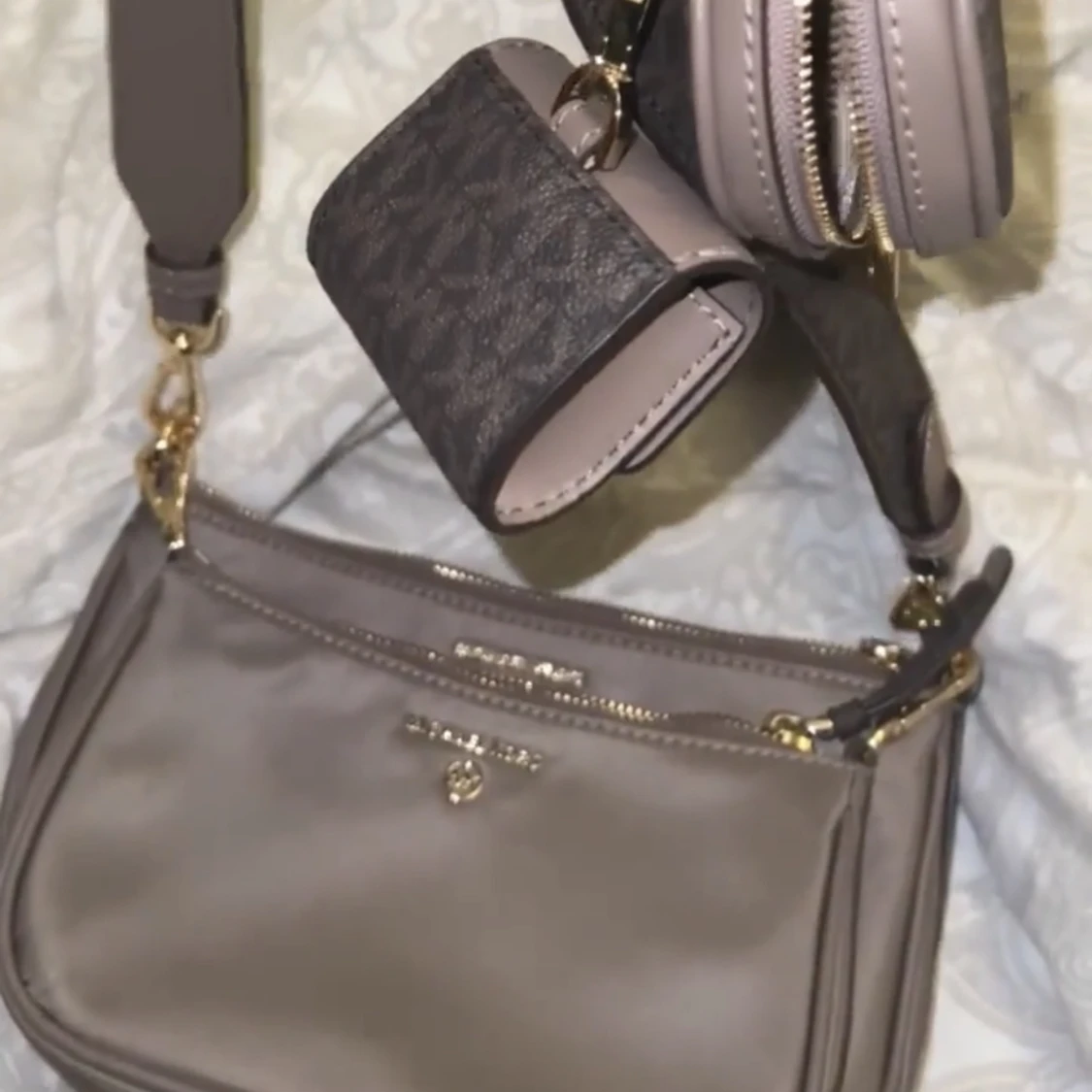 Michael kors väska - 90