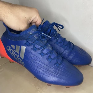 Adidas X 16.1  - Säljer av dessa godingar som bara ligger här hemma.  Adidas X 16.1   Skick: 8/10 Strl: 40