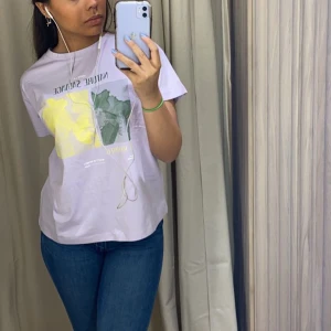 T shirt från mango  - T shirt från mango i storlek S. Inga defekter 