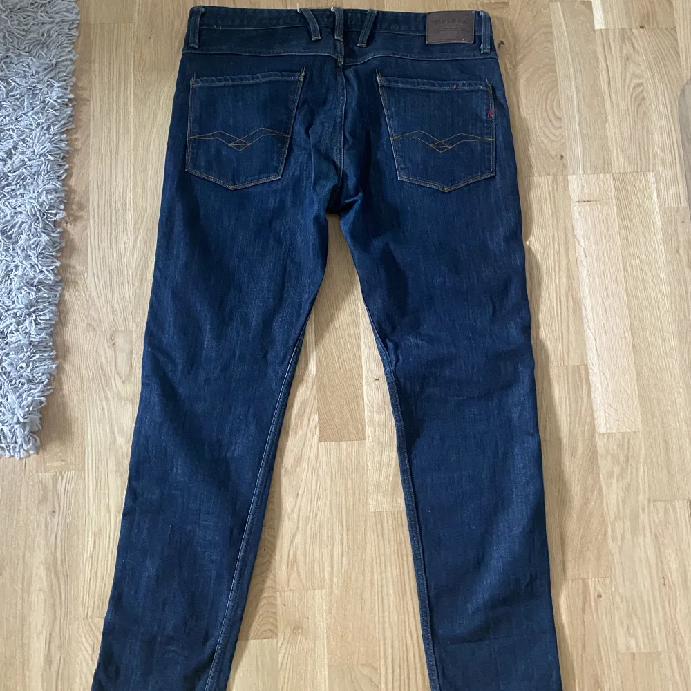 Ett par Replay jeans som är som ny. Dem användes bara ett fåtal gånger.. Jeans & Byxor.