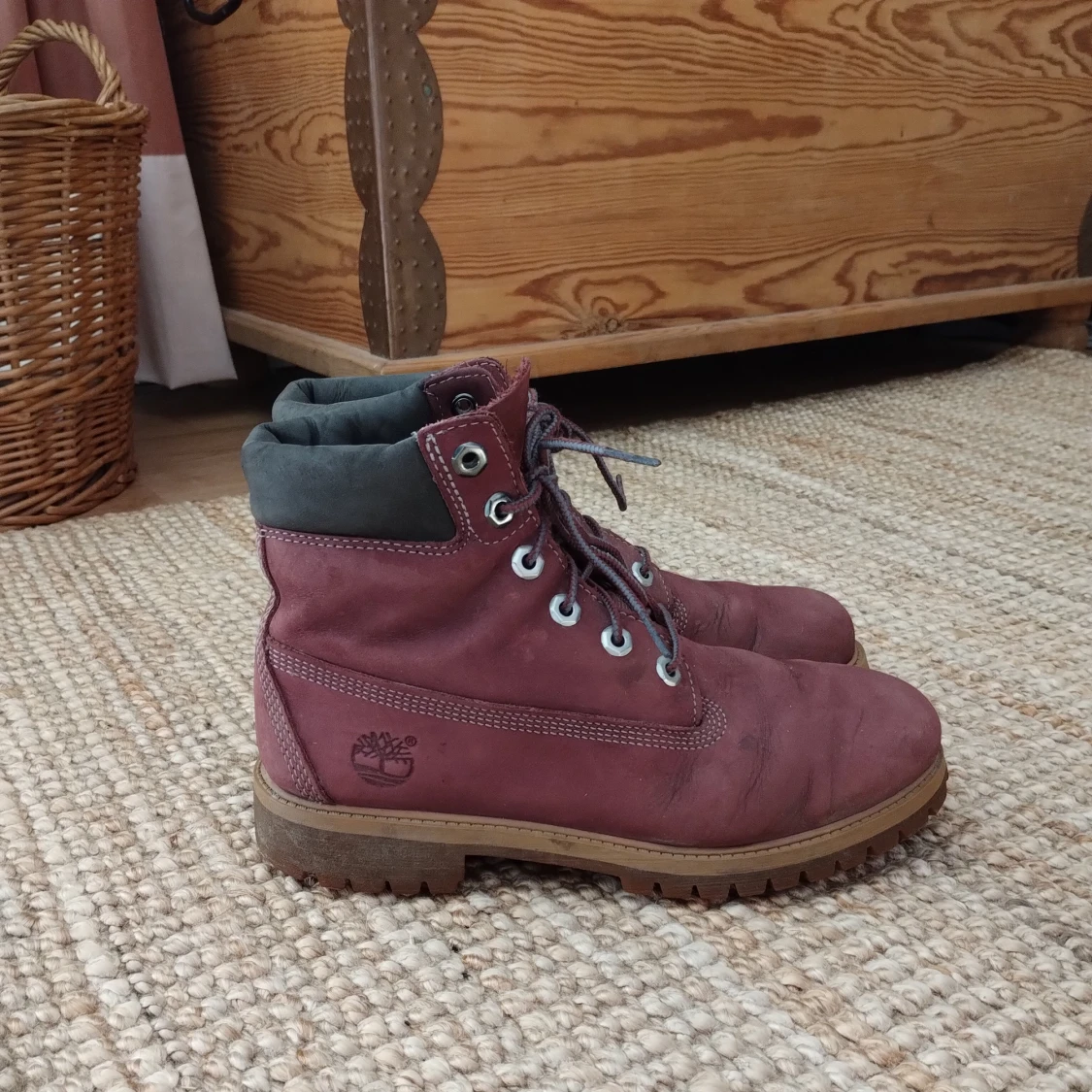 Timberland Vinröda Kängor storlek 39