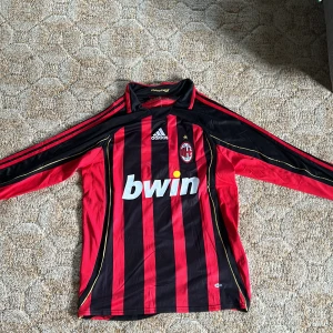Ac Milan retro - Ac Milan Kaka retro tröja