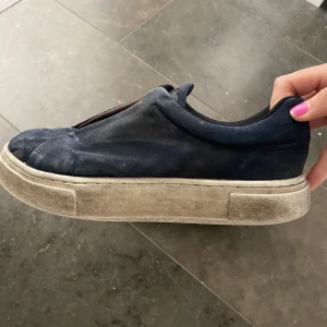 Eytys skor - eytys i storlek 38🙌Ska såklart rengöra dom så mycket som möjligt innan jag postar, då kommer dom definitivt se fräschare ut!