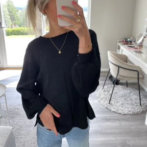 Svart blus🖤 - Svart blus från hm💞