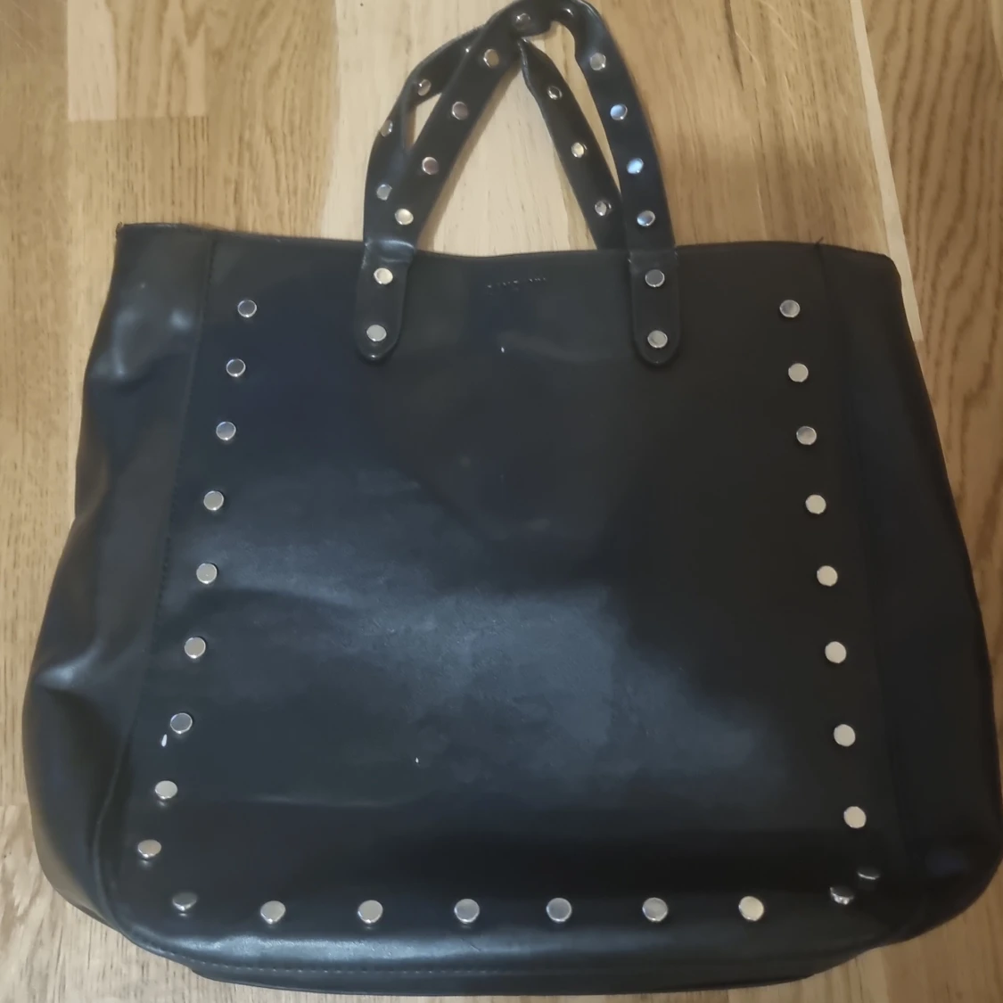 Skinnväska från Don Donna