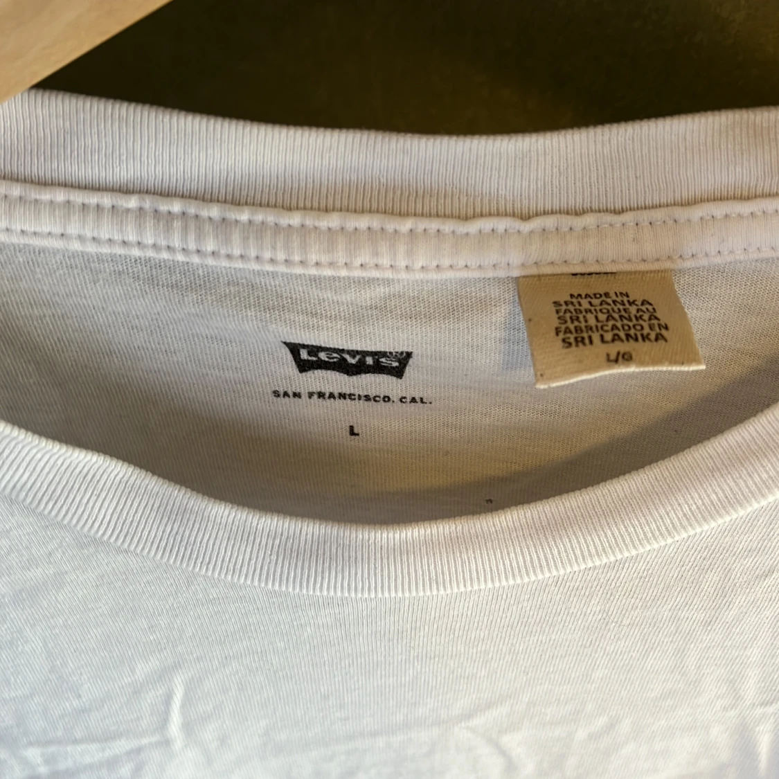 Levi’s tröja vit stl L - 90