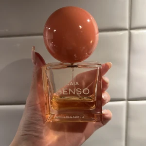 Caia parfym senso - Säljer denna caia parfymen i Senso, 150 kr inkl frakt. 🧡