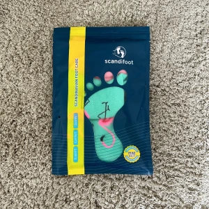 Strumpor med skaft - Helt nya i en oöppnad förpackning. Har haft andra strumpor från samma märke och de har riktigt skön och hållbar kvalite. 