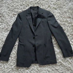 Prada kavaj - Prada kavaj Skick 9/10 Nypris 5000kr 