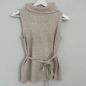 Topp - Från zara, fint skick!