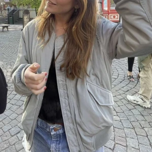 Bomberjacka 💕 - Jättefin bomberjacka 💚