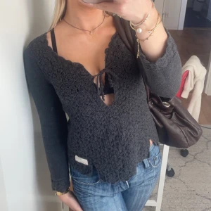 Odd Molly blus - Säljer denna stickade blusen från Odd Molly. Super gullig men kommer tyvärr inte till användning. Storlek 0, vilket motsvarar ungefär Xs/S💕