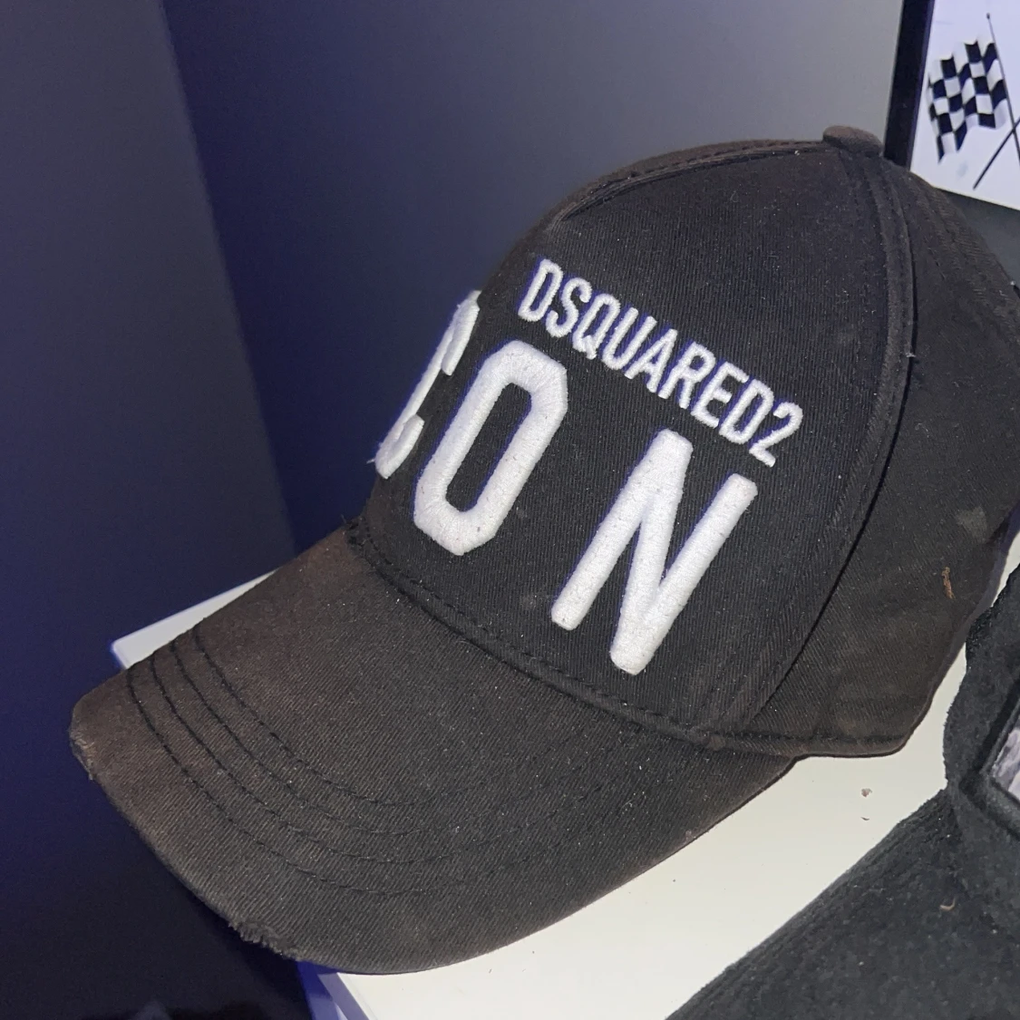 Disquared keps ( Icon) - 90