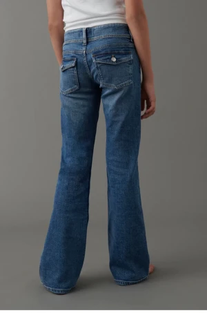 Flare pocket jeans  - Jätte fina men är för små andvänts få tal gånger 💗köpare står för frakt  