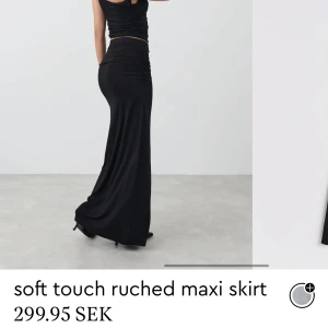 Maxikjol från Gina Tricot  - Storlek S, endast använd en gång