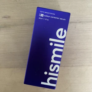 Hi smile colour corrector  - Testad en gång.   Hört talas om silverschampo? Du har säkert inte testat det för dina tänder! V34 Colour Corrector är ett nytt sätt att lysa upp ditt leende på med hjälp av färgkorrigeringsteknik. 
