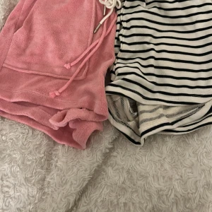 Shorts - Båda för 50 ett par 30