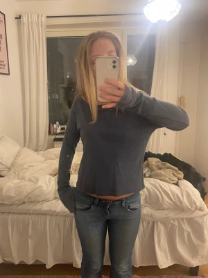 Långärmad tröja - jätte skön och mysig långärmadtröja från brandy Melville 😇😇😇