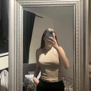 Linne topp - Fint linne topp från Gina