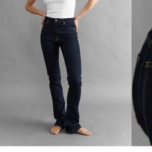 Slim bootcut - Slutsålda på Ginas hemsida, Aldrig använda! Stretchiga så passar även 36