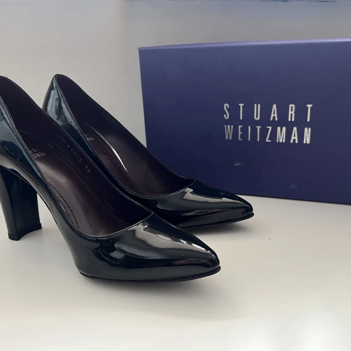 Stuart Weitzman klackar aldrig använda