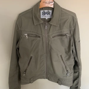 Vintage Jacka - Fin vintage jacka, storlek L. durabel, väldigt bra kvalité, PM för mer bilder