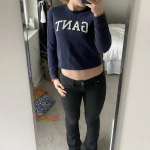 GANT TRÖJA - Jätte skön, strl xs. Passar till allt, väldigt fint till en sommar kjol t.ex. 